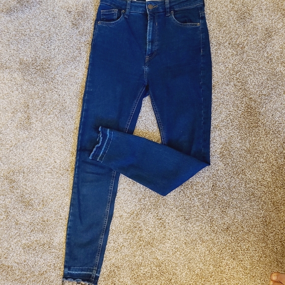 Jeans - Picture 1 of 4